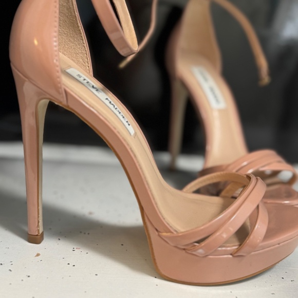 Steve Madden Women's "Cassandra" Cream platform scrappy 5" heels size 6.5 - Picture 4 of 5